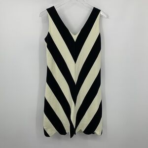 Judith March shift dress black white wide stripe chevron scallop sleeveless L